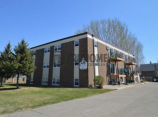 2014 8th Ave NW #1, East Grand Forks, MN 56721