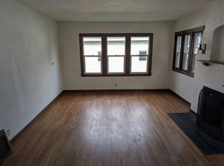 121 4th Ave E, Cresco, IA 52136