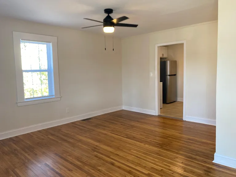 431 Greystone Rd — Photo 4