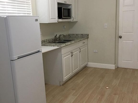 3rd image of 199 Street Ave #43