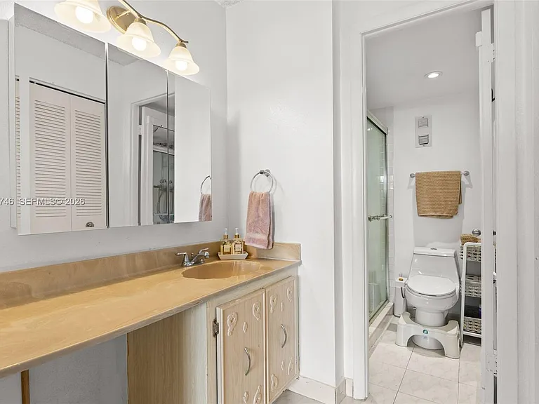 6900 Bay Dr #5C — Photo 19