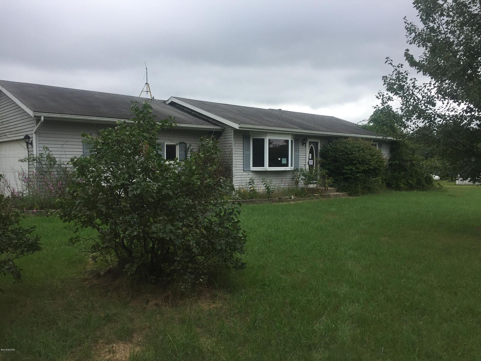 15199 32nd St, Gobles, MI 49055 Zillow