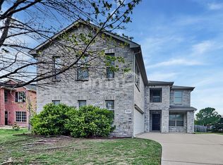 5345 Freestone Dr, Grand Prairie, TX 75052
