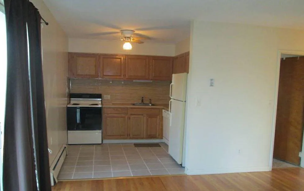 Pondview Apartments — Photo 1