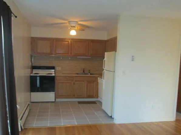 Pondview Apartments, 360 Highland Ave Unit 1G, Cheshire, CT 06410