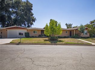 35215 Bella Vista Dr, Yucaipa, CA 92399