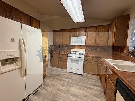 5th image of 2719 Blackwood Ct