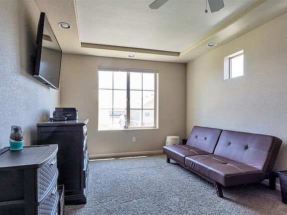 4th image of 4654 Walden St