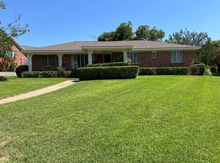 9417 Chiswell Rd, Dallas, TX 75238