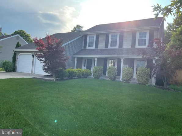 14 Wellington Dr, Lumberton, NJ 08048