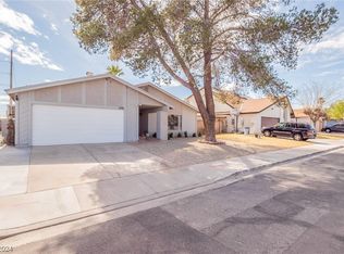 6791 Bonillo Dr, Las Vegas, NV 89103