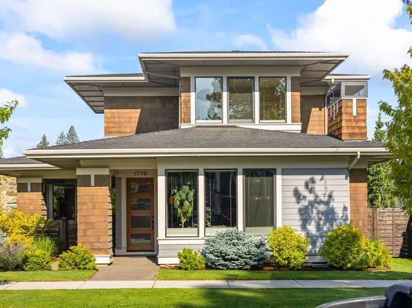 1719 NW Fields St, Bend, OR 97703