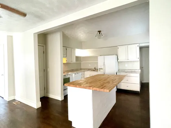 41 Mullins Hl #B, Pikeville, KY 41501