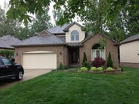 1st image of 14 Turnberry Ln #42