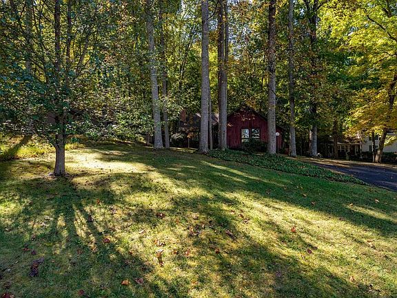 2nd image of 3723 Kimrod Dr