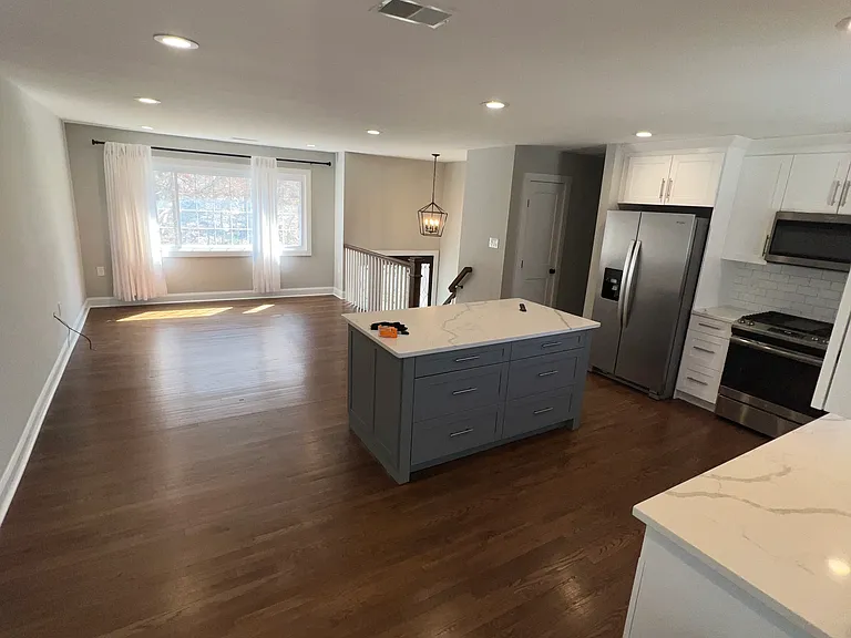 16 Roosevelt Dr — Photo 8