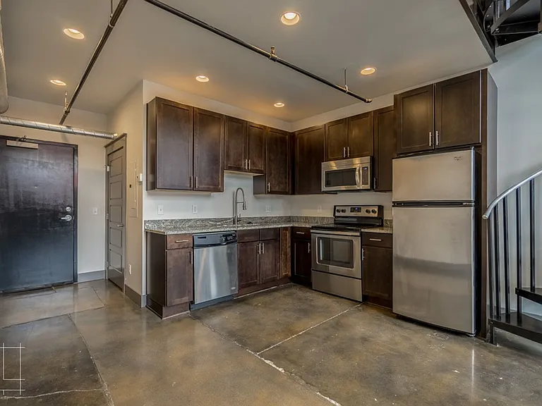 Wonder Bread Lofts — Photo 67