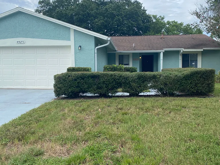 4925 Lindsay Ct — Photo 18