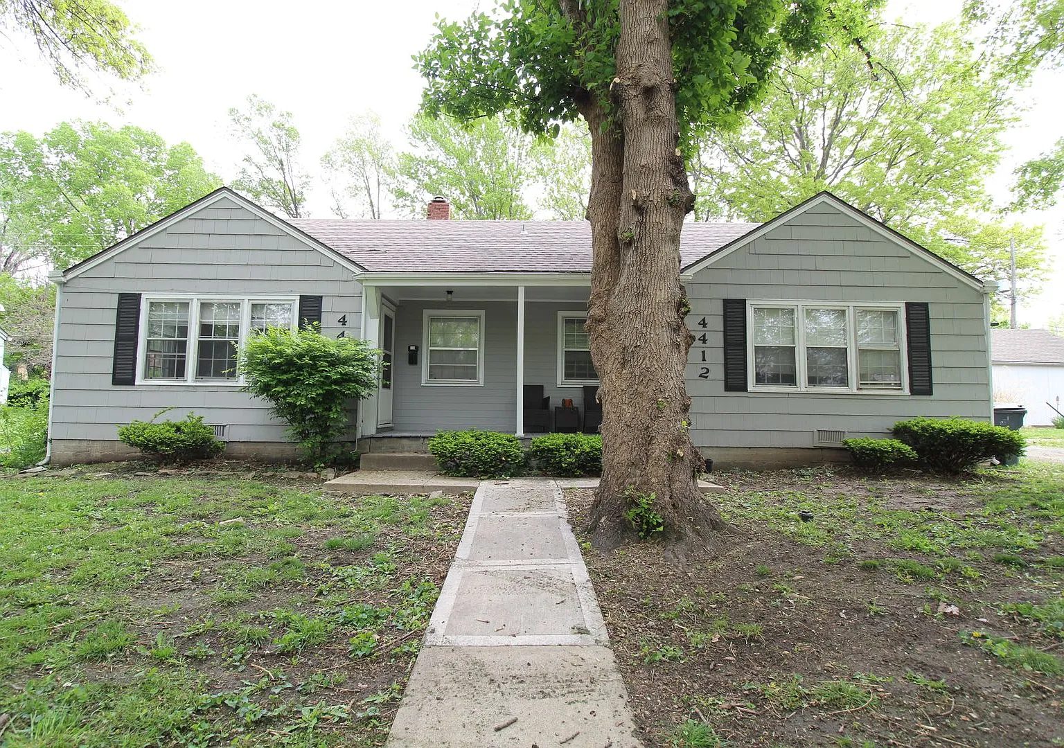 1 Bedroom 1 Bath Duplex in Navy Hill Area in Olathe — Photo 1