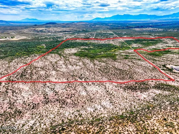 N Blue Flax Pl, Huachuca City, AZ 85616