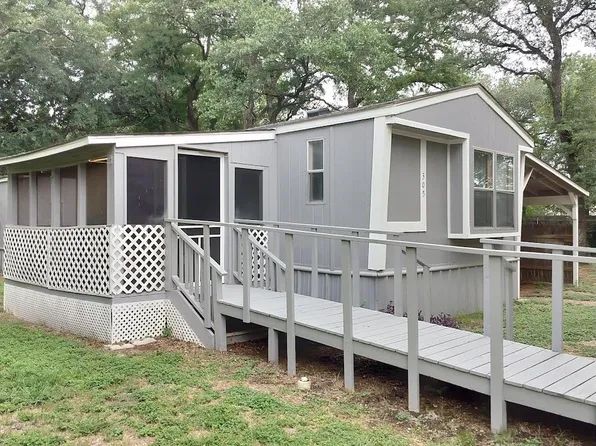305 Woods Ln, Cedar Park, TX 78613