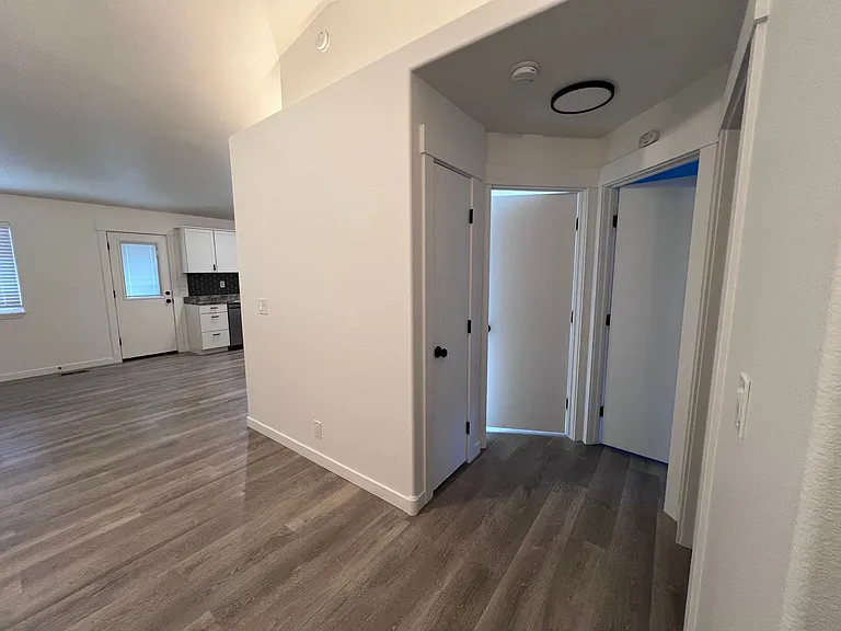 E Anemone Ln — Photo 10