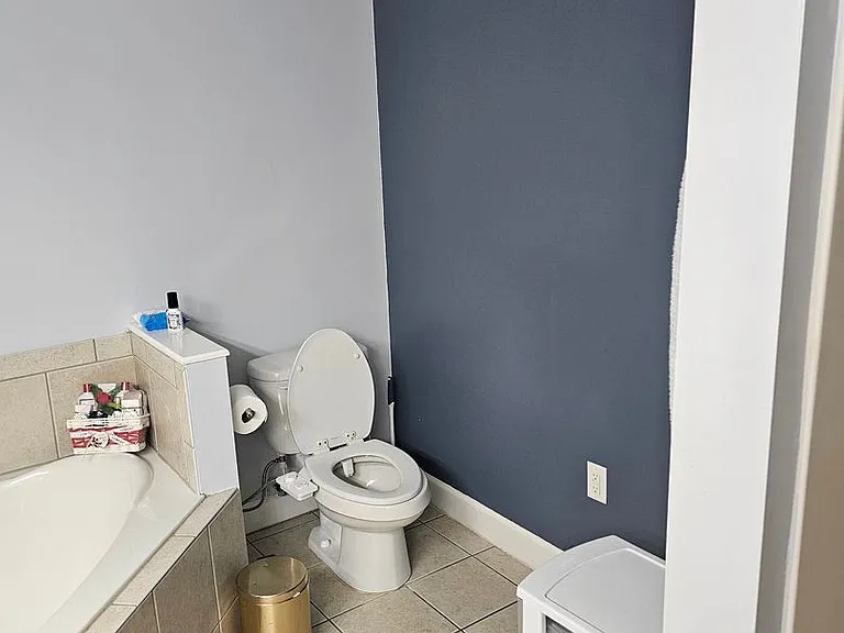 315 Gabrielle Ln — Photo 10