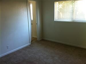 5th image of 751 Bowles St APT 2