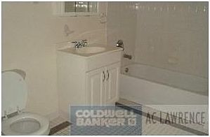 3rd image of 69 E 119th St