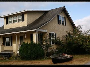 7471 Hannegan Rd, Lynden, WA 98264