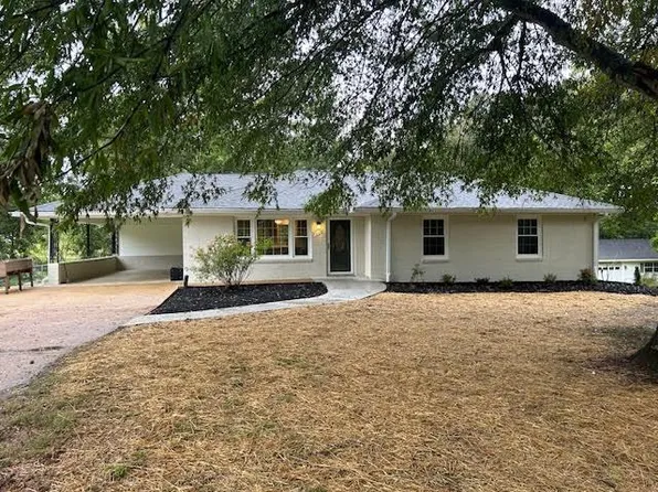 304 Peachtree St, Paris, TN 38242
