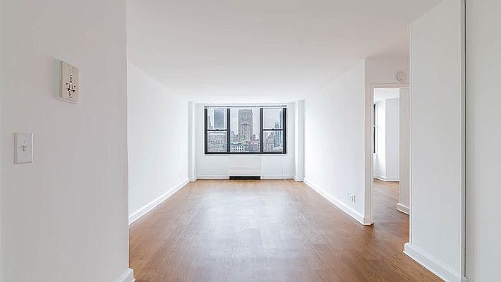 1st image of 141 E 63rd St #6G
