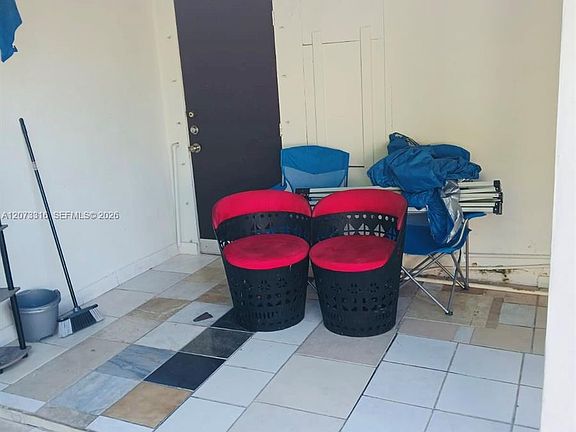 5th image of 4400 SW 112th Pl