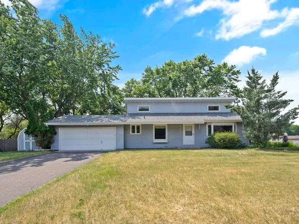 7657 Morgan Ave N, Brooklyn Park, MN 55444