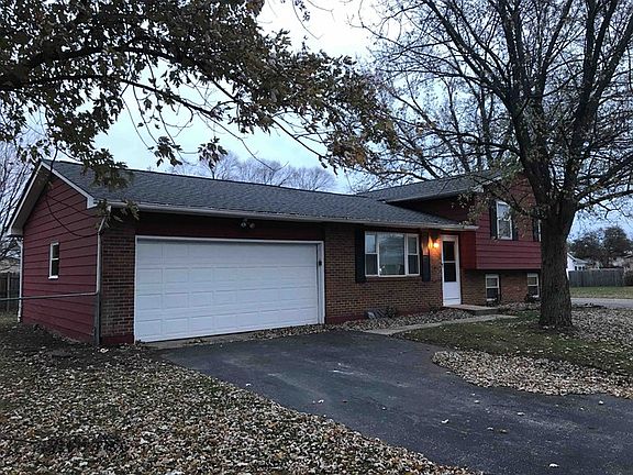 3rd image of 3468 Simmons Dr