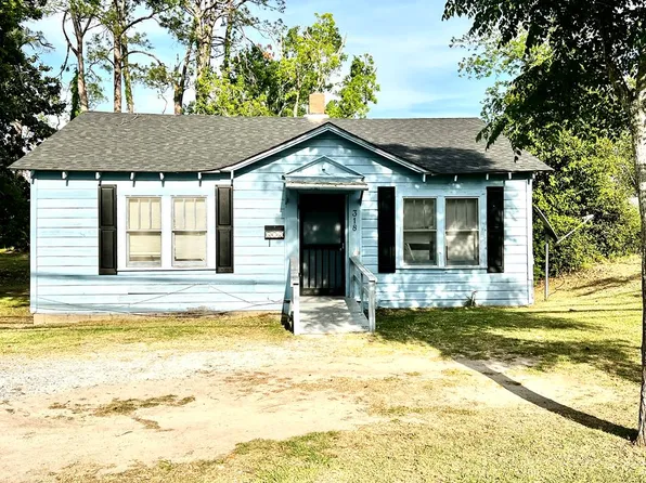 318 Pearl Ave, Douglas, GA 31533