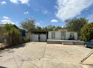 517 E San Carlos St, Laredo, TX 78041