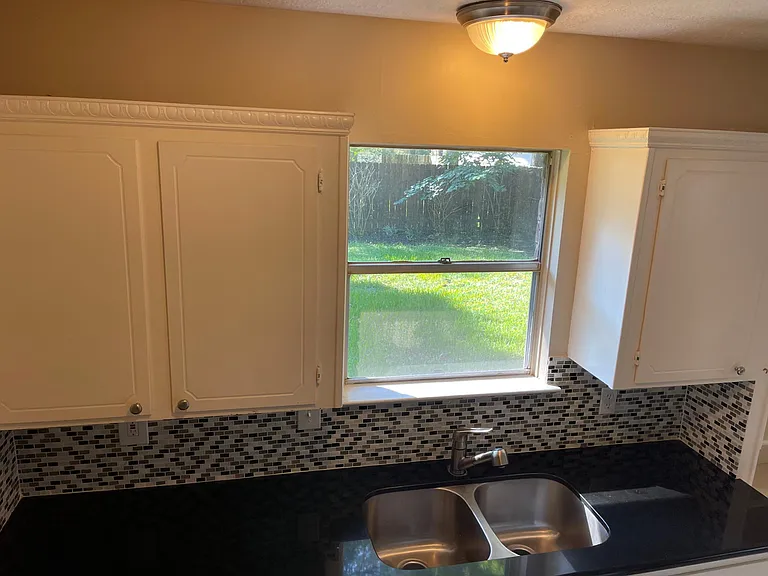 3018 Birch Creek Dr — Photo 13