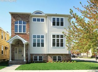 240 Sanford Ave, Lyndhurst, NJ 07071