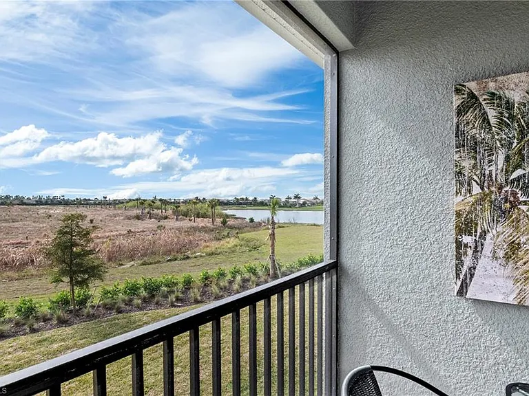 11801 Venetian Lagoon Dr #203 — Photo 20