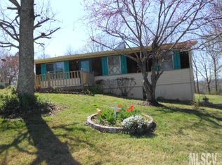 3801 Candy Ln, Lenoir, NC 28645