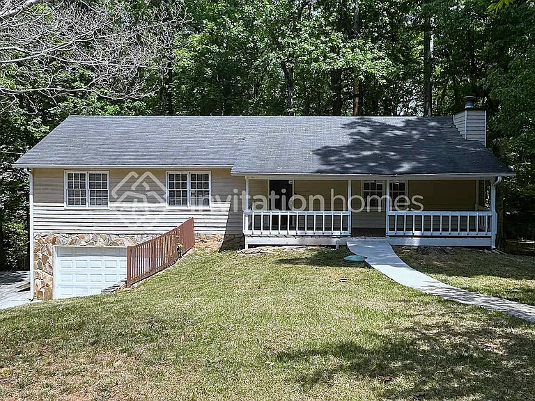 264 Meek Dr — Photo 1