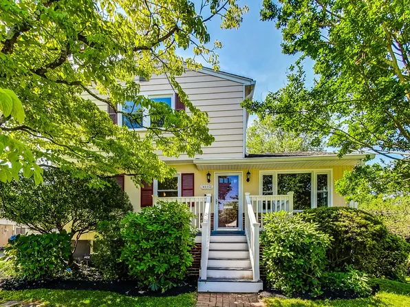 4112 Spruell Dr, Kensington, MD 20895