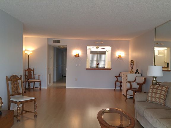 2nd image of 6060 Shore Blvd S APT 709