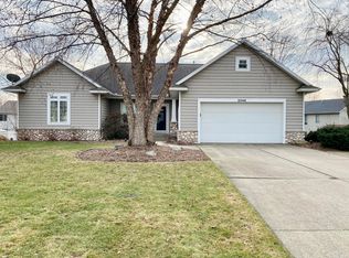 2546 Willow Ridge Dr, Jenison, MI 49428