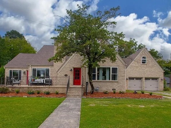 318 W Narroway St, Benton, AR 72015