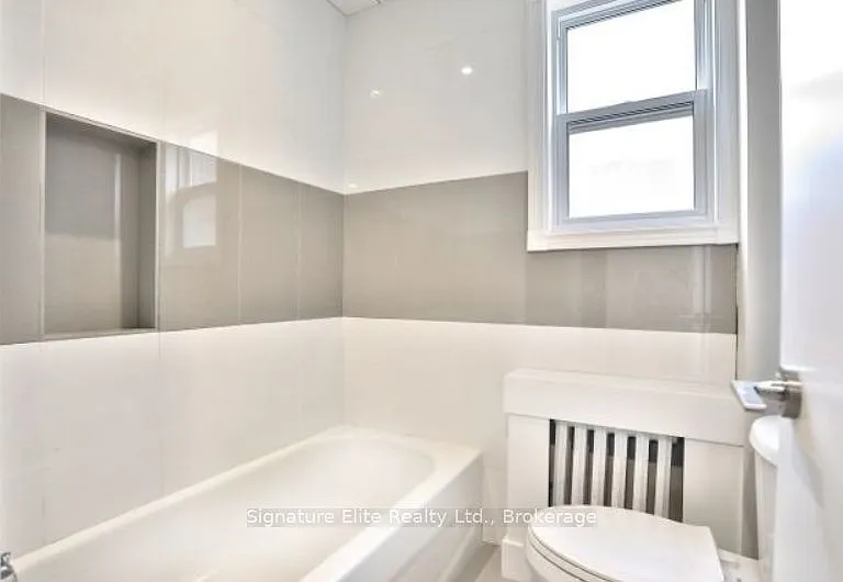 112 Alder Cres #301 — Photo 10