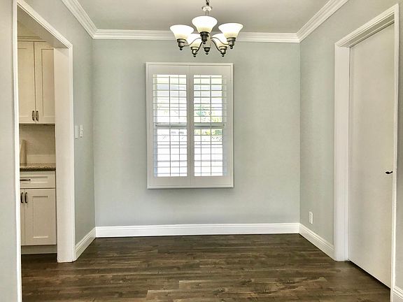 5th image of 6444 Gloria Ave