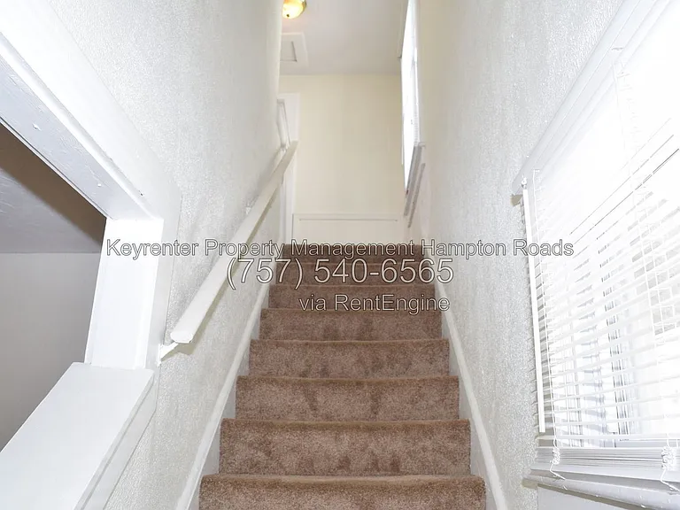 857 W 41st St — Photo 21