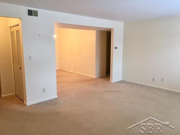5th image of 202 Provincial Ct Unit 89